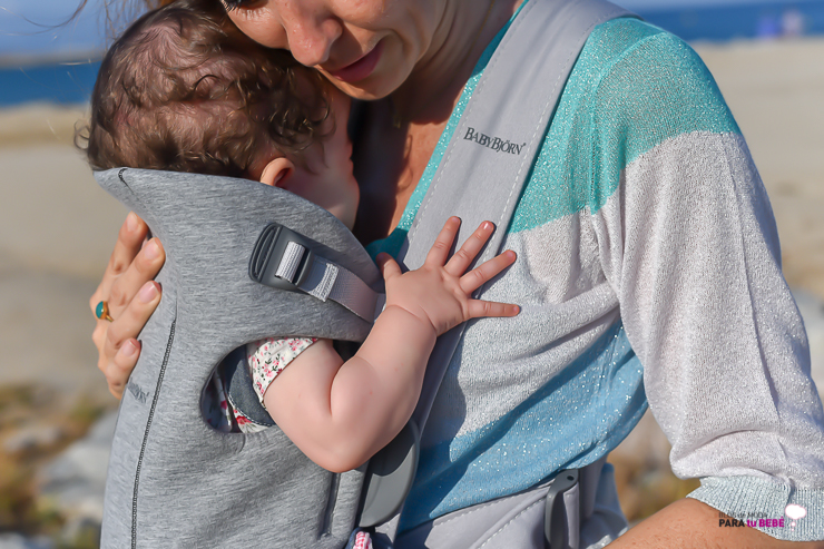 Nueva mochila Mini de BabyBjörn para bebés recién nacidos | Blog de moda infantil, ropa de bebé puericultura